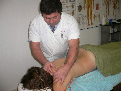 massage du trapèze gauche